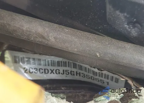 2016 Dodge Charger R/T Scat Pack z USA, uszkodzony, nr VIN 2C3CDXGJ5GH350551